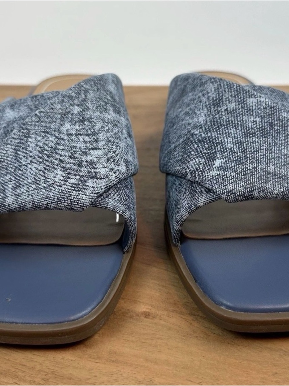 Vionic Blue Slide Mules Cross-Band - Picture 2 of 8